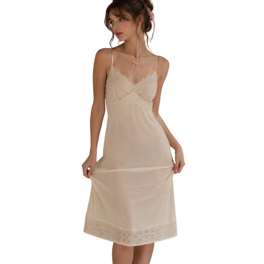 VTG Vanity Fair Full Babydoll Slip Dress 36 M Ivory Sheer Lace Coquette Fairy